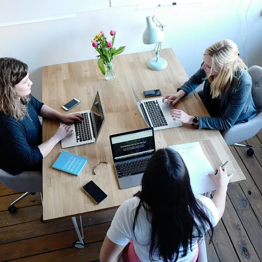 La tôle imitation bois : une alternative innovante pour l’architecture contemporaine