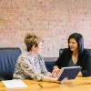 Choisir une table de réunion élégante et fonctionnelle pour chaque salle de travail